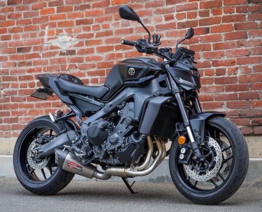 Yoshimura  Speed AT2 Full System Exhaust-  Full Stainless Exhaust w/ Stainless Muffler and Carbon End Cap   MT-09 '21-26/ XSR900 '22-25   13992SP520