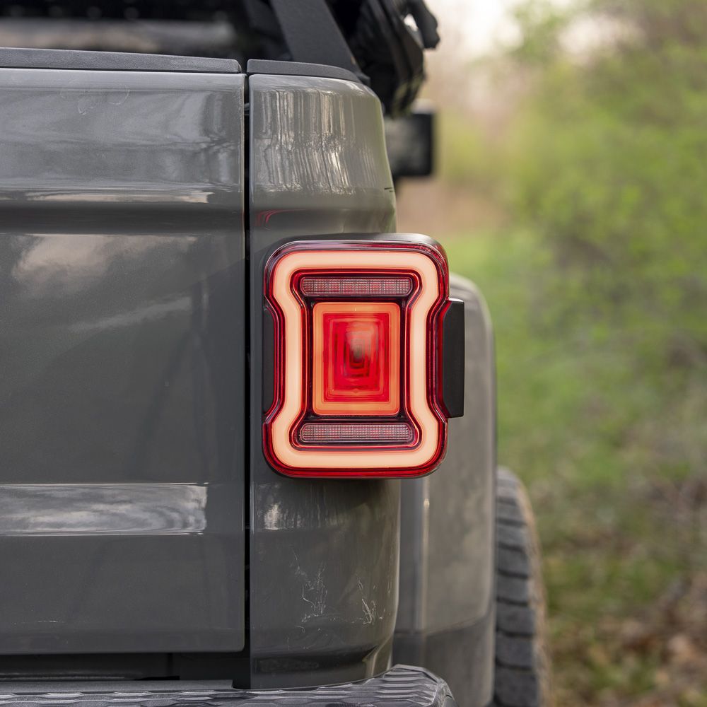 FORM Gladiator tail lights - jeep gadiator taillight creative smoked detailed running - FL0022