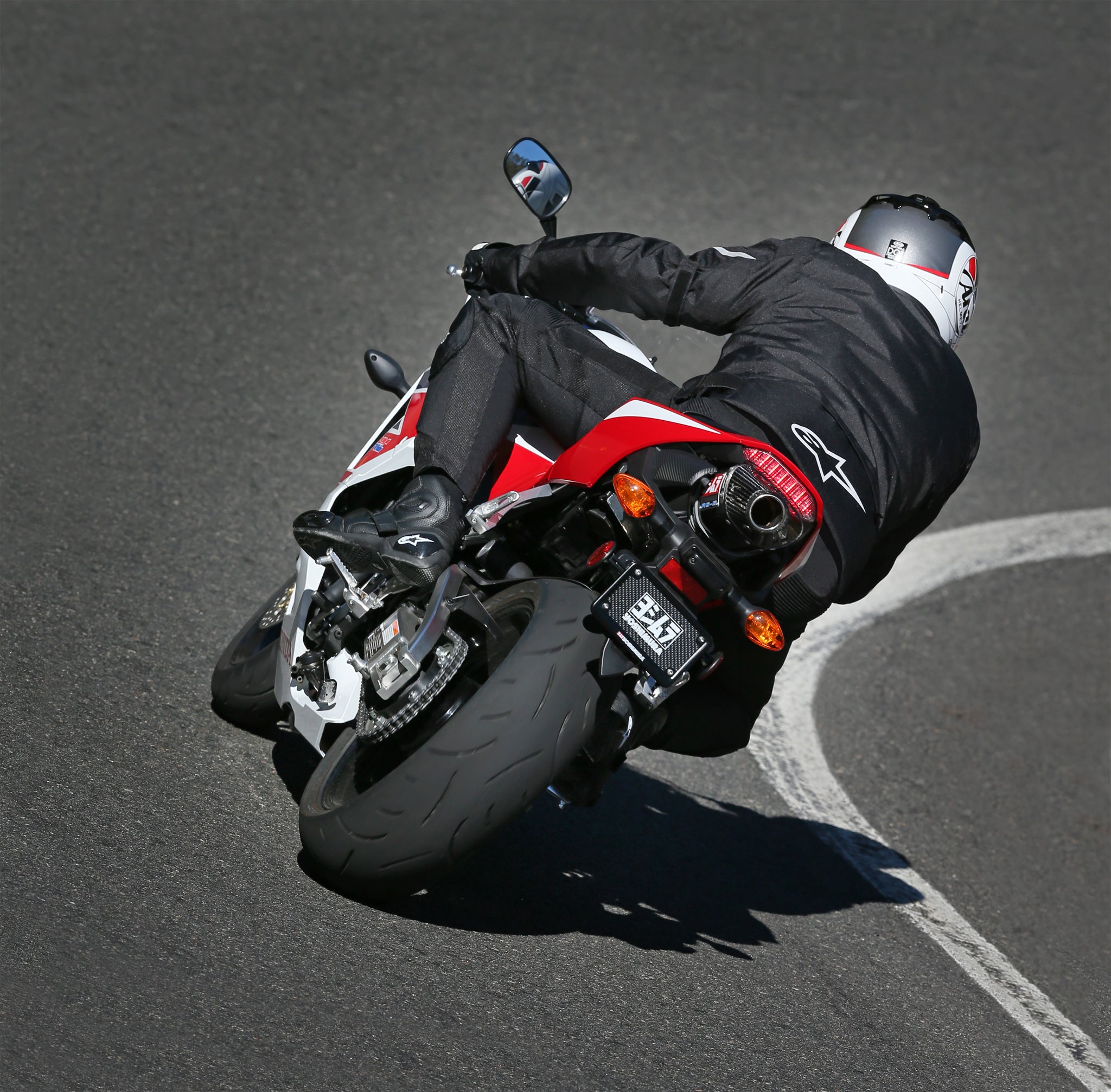 Yoshimura CBR600RR 09-26 RS-5 Stainless Slip-On Exhaust, w/ Carbon Fiber Muffler - 1228272