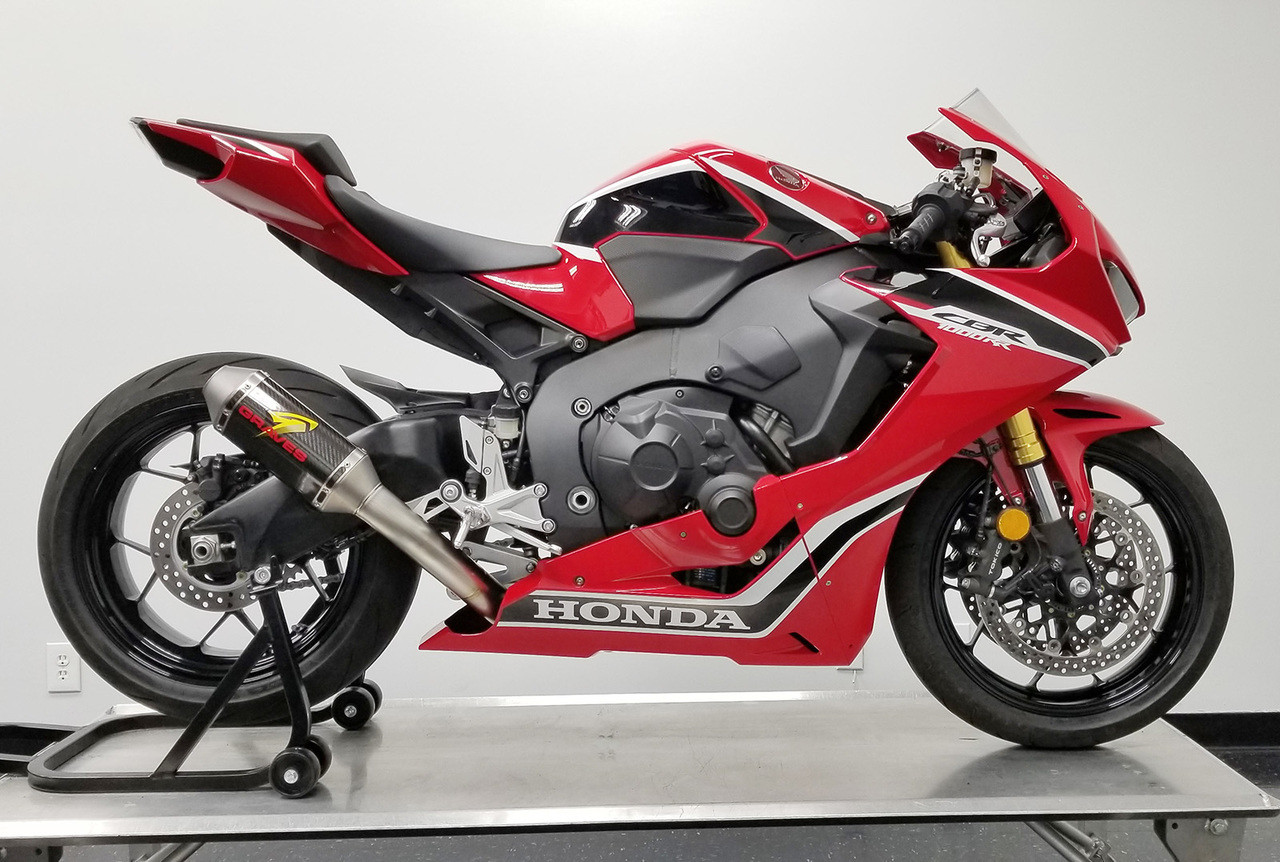 Graves Motorsports Honda CBR1000RR Full Titanium Exhaust System - Carbon Silencer EXH-17CB1-FTC