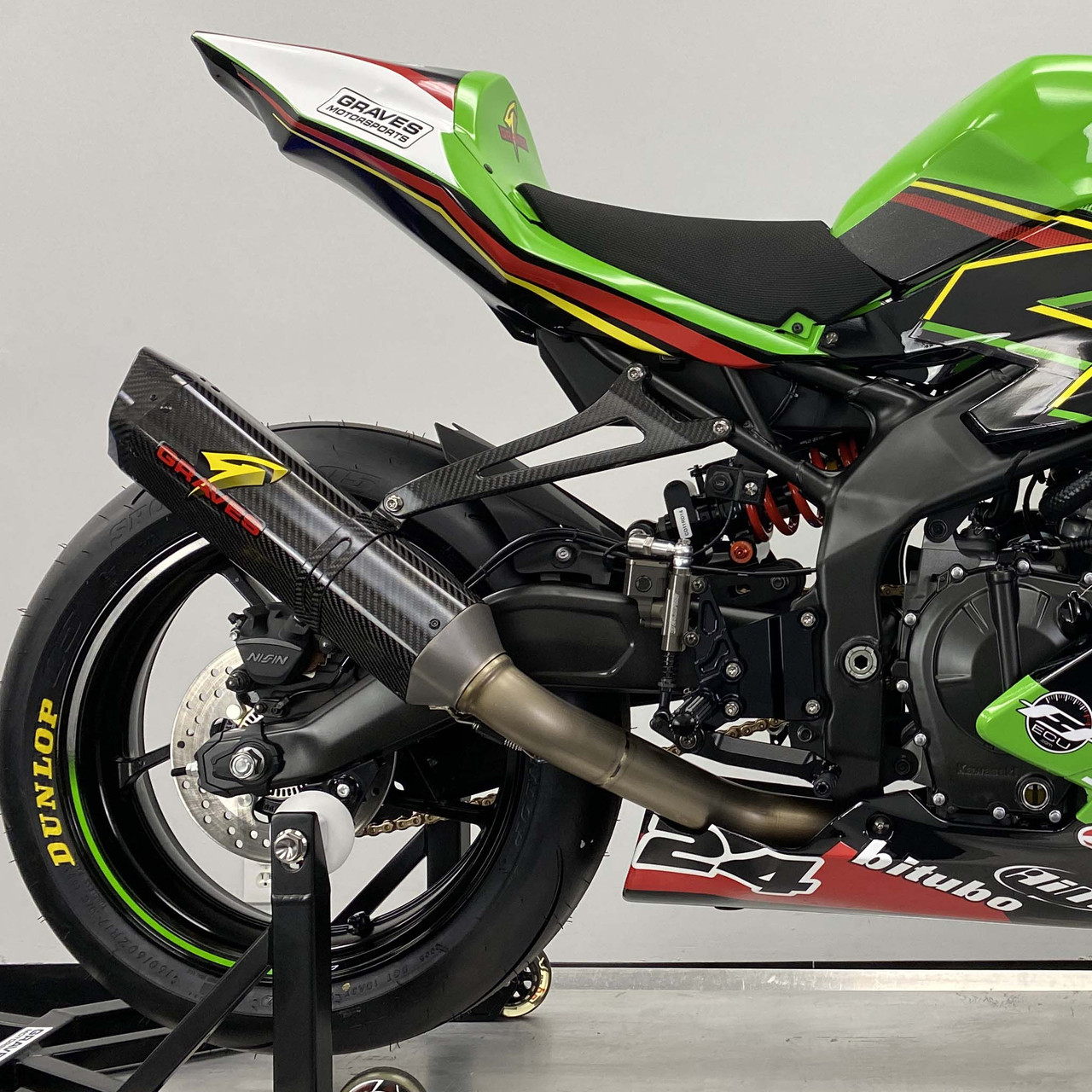 Graves Motorsports Kawasaki ZX-4RR / ZX-4R WORKS2 Carbon Full Exhaust System EXK-23ZX4-FTCW2