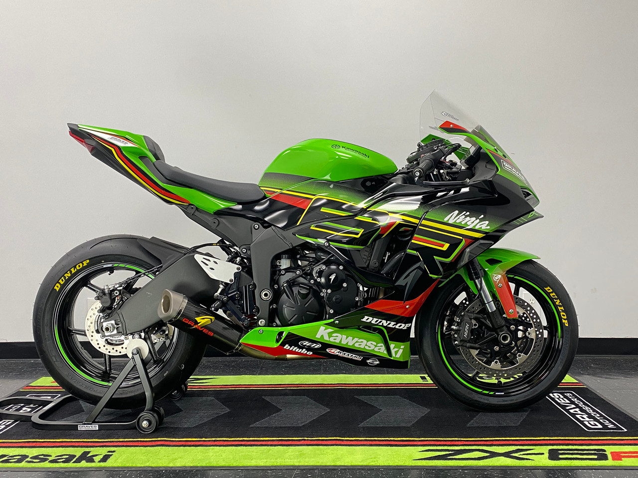 Graves Motorsports Kawasaki ZX-6R Full LINK Titanium WORKS Exhaust - Carbon Silencer EXK-19ZX6-FTCW