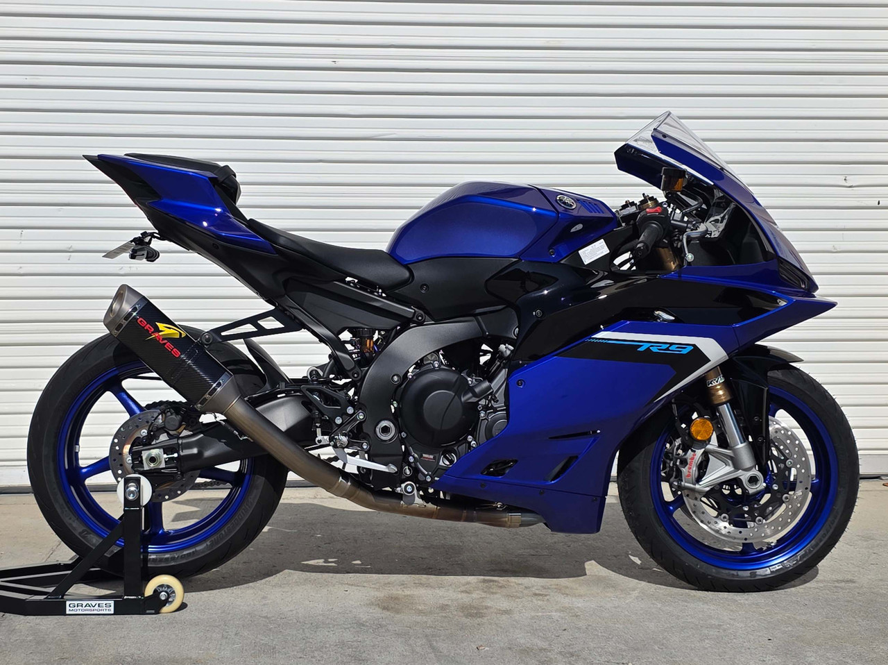 Graves Motorsports Yamaha R9 Titanium WORKS Full Exhaust - Carbon Silencer EXY-25R9-FTC