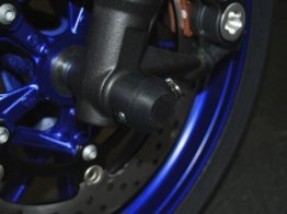 45-0409  WoodCraft Axle Sliders - Yamaha- FZ09 '14-17 / FJ09 '15-17 / XSR900 '16-17  Front  or Rear Axle