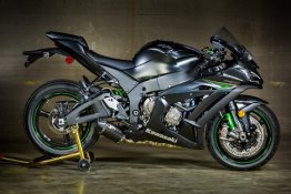 KA9944  M4 Exhaust - Kawasaki -'16-18  ZX10R  Street Slayer Carbon Slip On (Removes Stock Catalytic Converter)