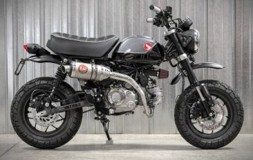 Yoshimura Race RS-3 Stainless Full Exhaust, w/ Stainless Muffler - '19-'26 Honda Monkey 125 Full System, 12130A5500 - IN STOCK