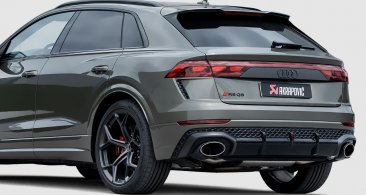 S-AU/T/3H  Akrapovic 2025 Audi RSQ8 Evolution Race Line Exhaust System (Titanium)