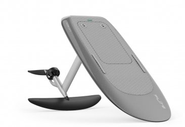 FLITEBOARD CARBON 100L Board with SERIES 5.0 eFoil Package